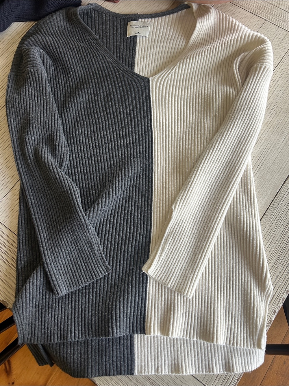 Abercrombie & Fitch Two-Tone Ribbed V-Neck Sweater Dress in Gray and Cream
